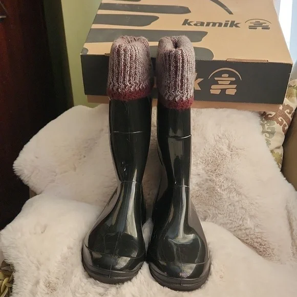 NWB Kamik Black Lined Tall Boots-Size 9​​​​​​​ - Picture 2 of 7